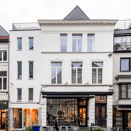 Huswell - City-view Loft With Wooden Beams And Mezzanine *